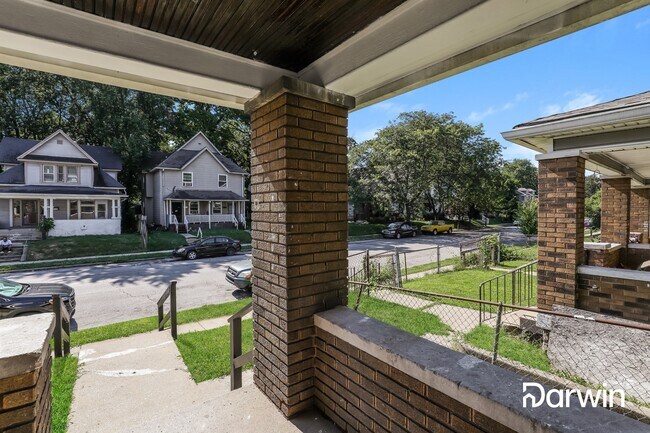 Foto del edificio - 1119 N Tuxedo St