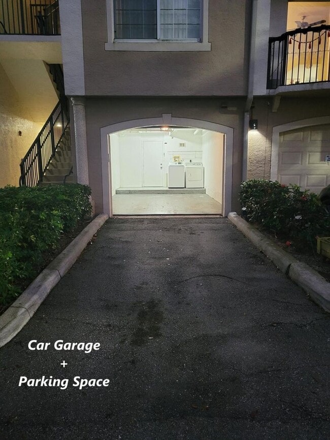 Foto del edificio - 1400 Crestwood Ct S