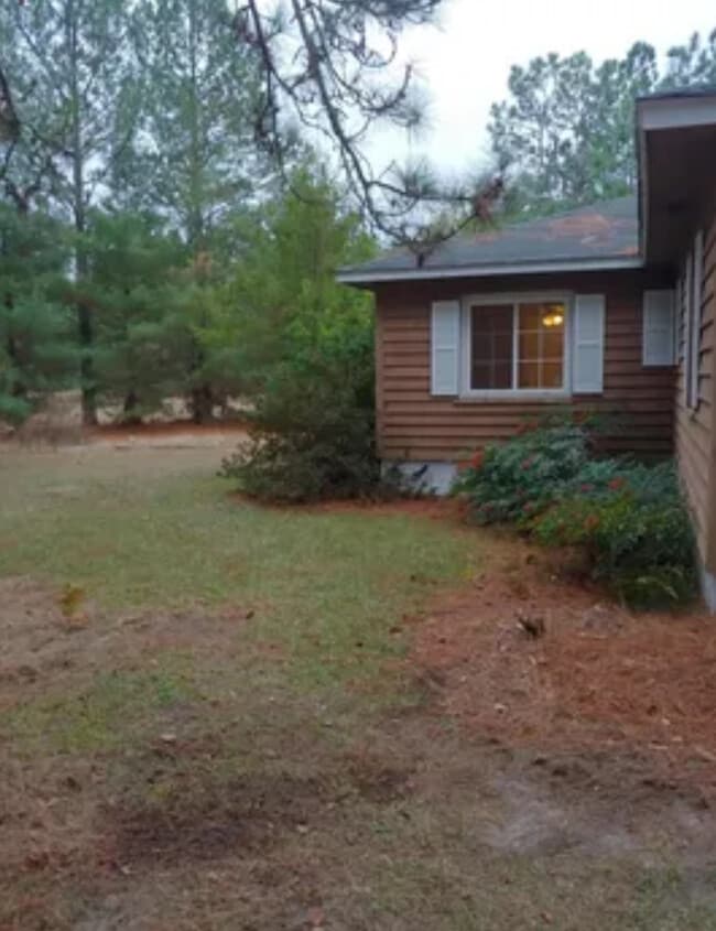 Building Photo - 2185 Foxfire Rd