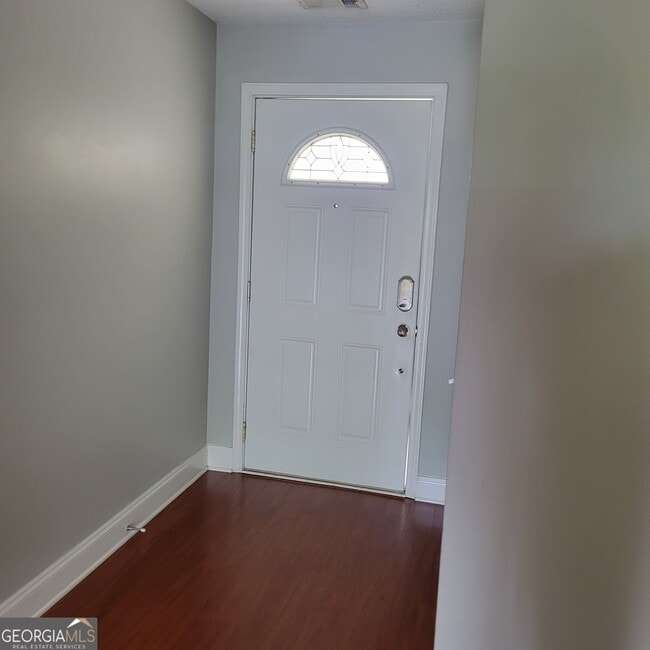 Building Photo - 62 Rumson Ct