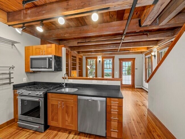 Foto del edificio - 253 River St