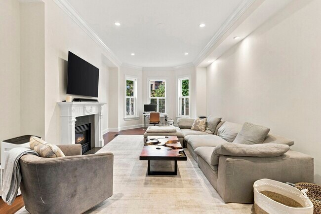 Foto del edificio - 348 Marlborough St