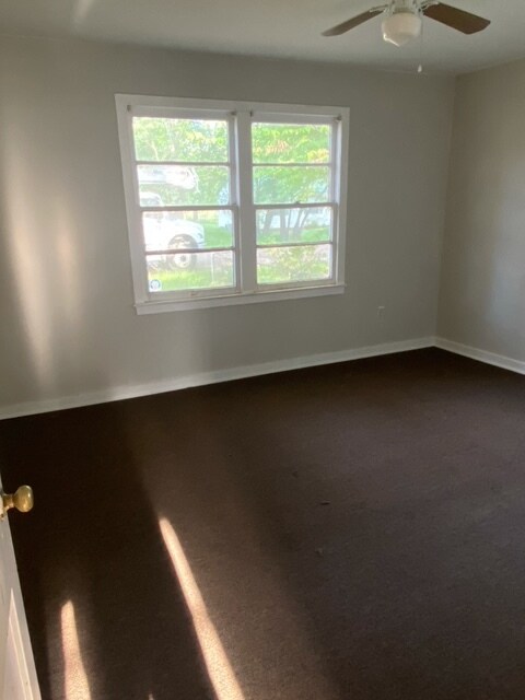 Building Photo - 311 Pearl Dr