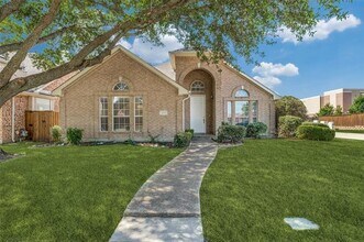 Building Photo - 2517 Vail Dr