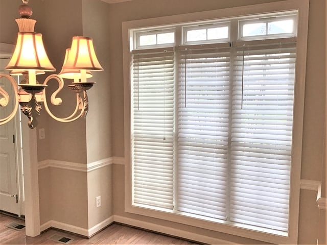 Foto del edificio - 4030 Belle Meade Cir