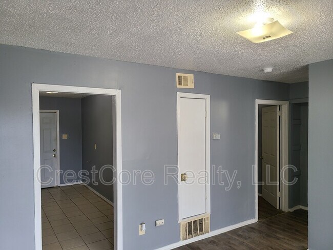 Foto del edificio - 596 S Danny Thomas Blvd