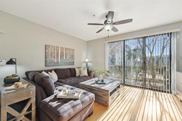 Foto del edificio - 4414 Cedar Springs Rd
