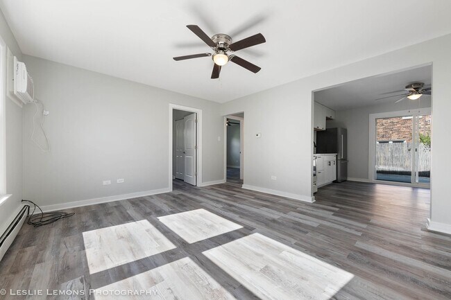 Foto del edificio - 7653 Roberts Rd