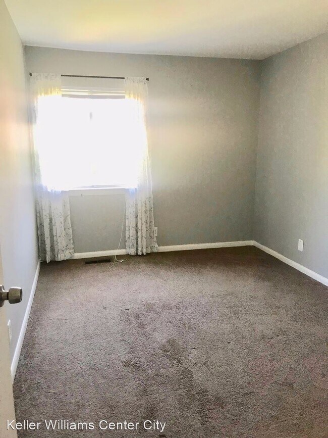 Building Photo - 2 br, 1.5 bath House - 1107 Bainbridge St
