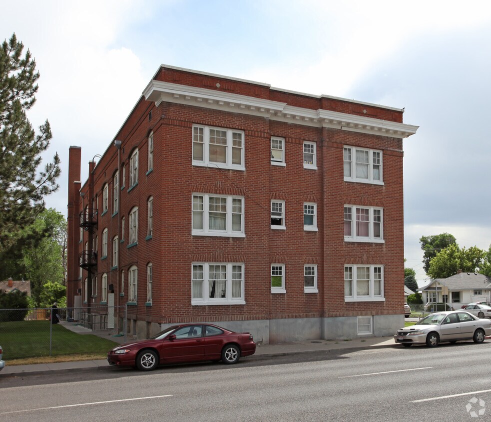 Foto del edificio - 203 Eden St N