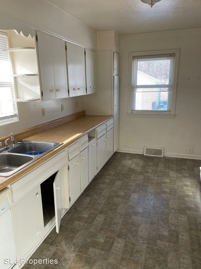 Building Photo - 3 br, 1 bath House - 1909 Lynn Lea