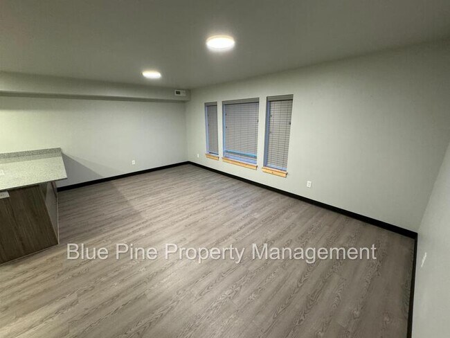 Foto del edificio - 280 East Lorene Street