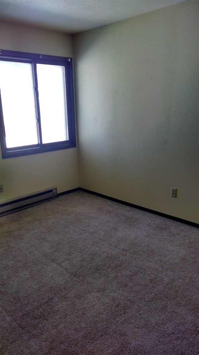 Photo - 640 Fox Knoll Dr
