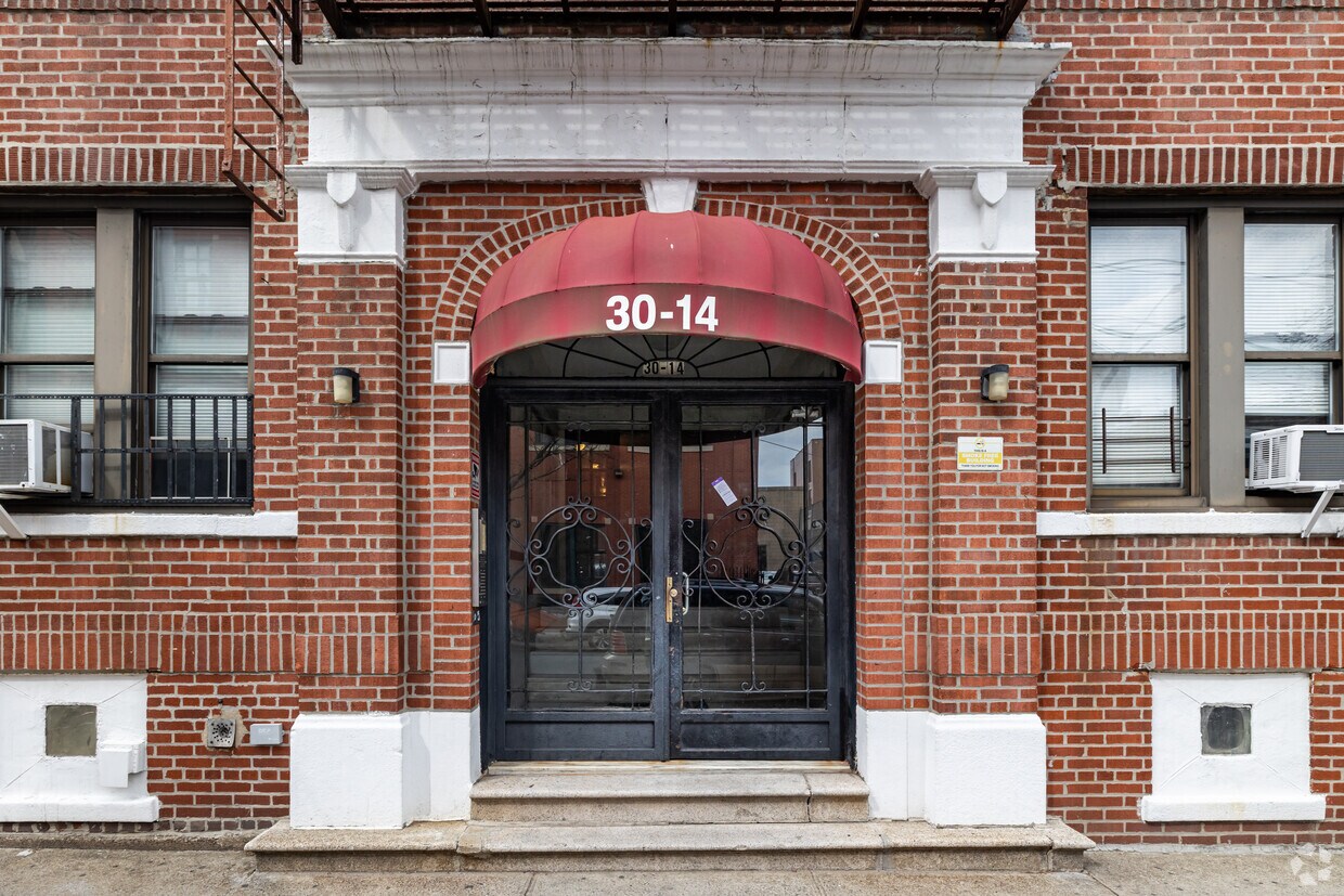 Entrance - 3014 29th St