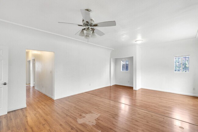 Foto del edificio - 321 E 84th St