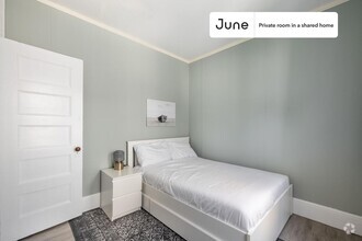 Building Photo - Private bedroom in 4 bed/1 bath Home