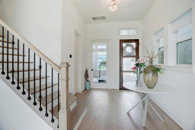Foto del edificio - 3124 Somerset Levens Ln