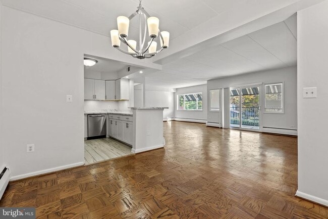 Foto del edificio - 6301 N Charles St