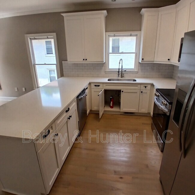 Foto del edificio - 573 Lawton St SW