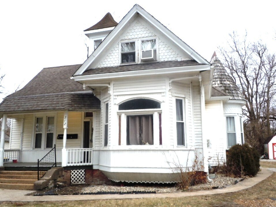 Primary Photo - 312 S Fillmore St