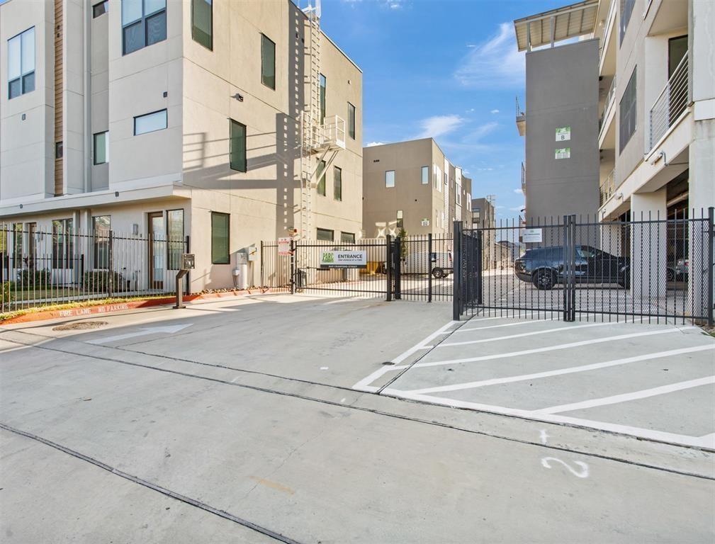 2401 Crawford St Unit B104, Houston, TX 77004 Condo for Rent in