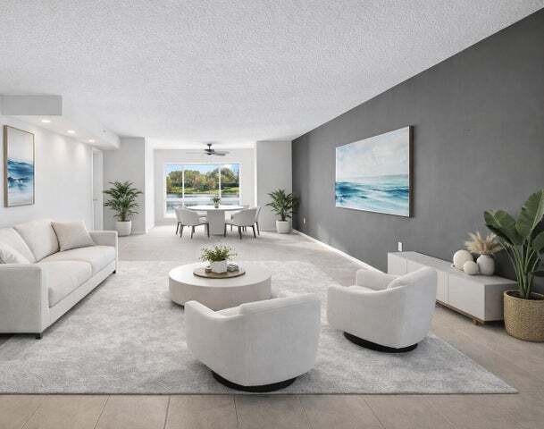 Foto del edificio - 5842 Crystal Shores Dr