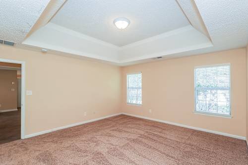 Foto del edificio - 2992 Knoll View Pl