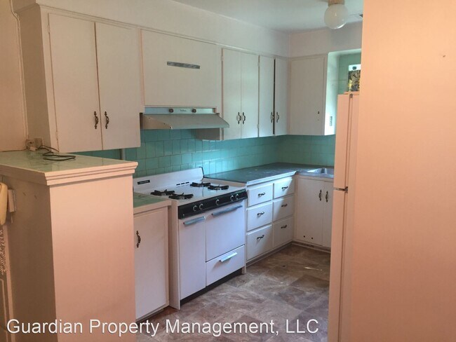 Building Photo - 3 br, 2.5 bath House - 822 Reynolds Circle