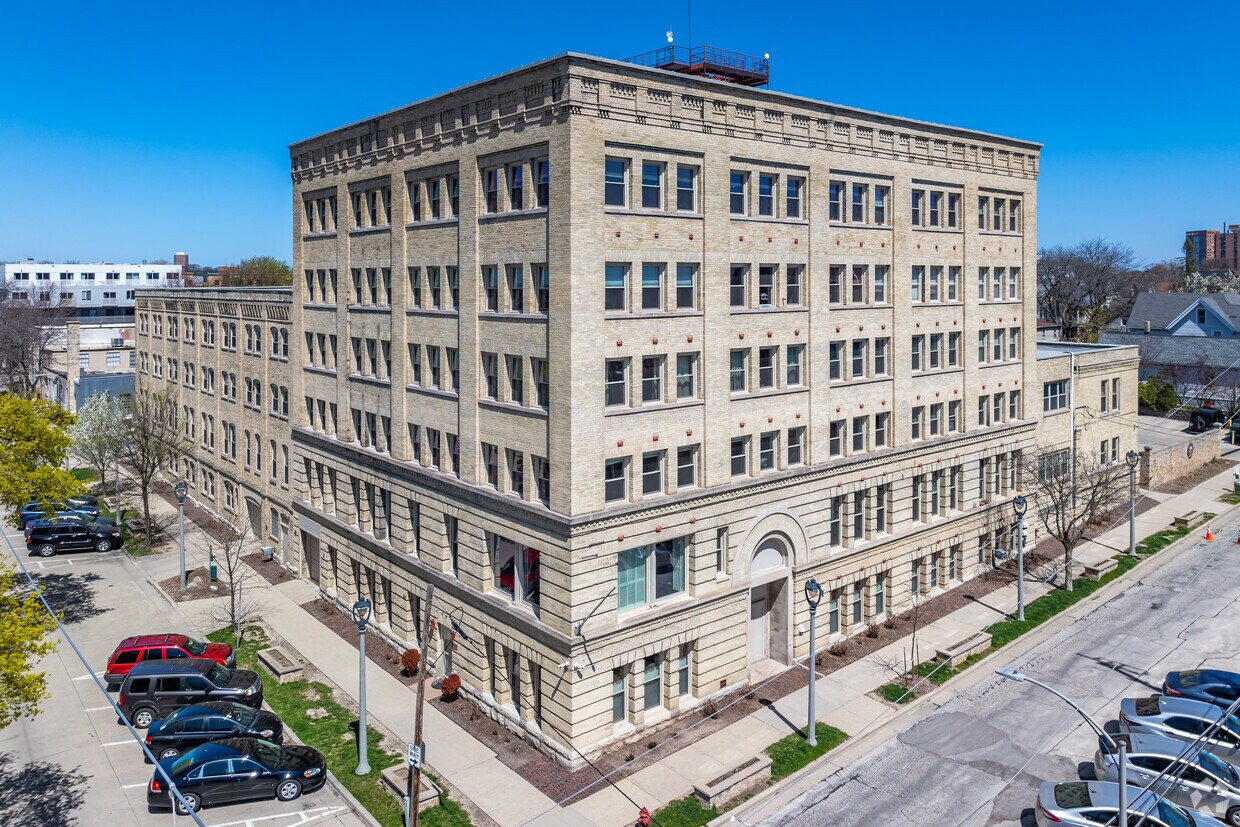 Foto principal - Western Leather Lofts