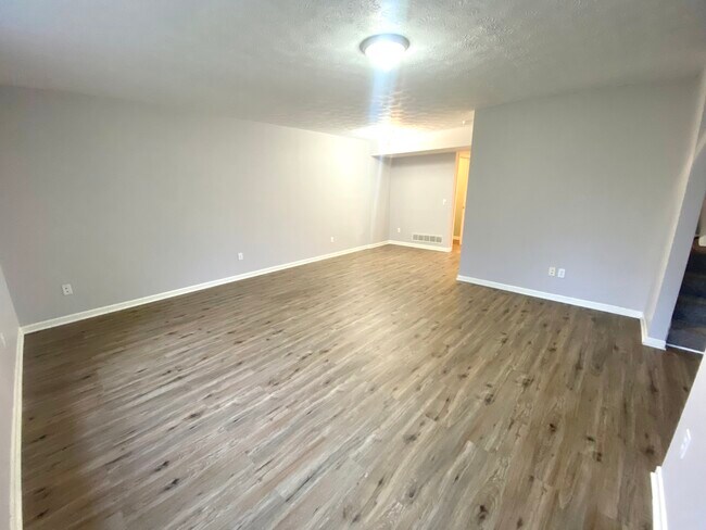 Foto del edificio - 328 Belle Ave SW