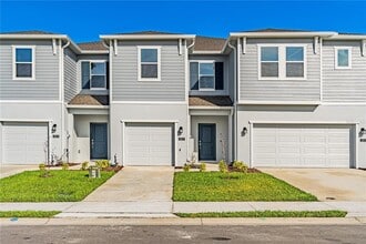 Building Photo - 2827 Maloof Dr