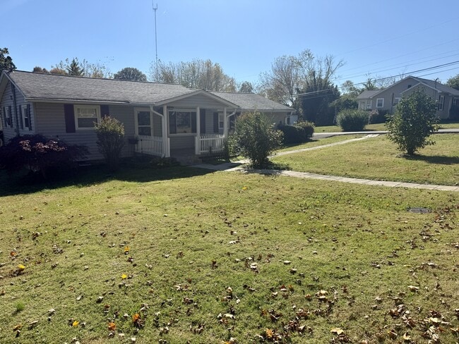 Building Photo - 602 Mitchell Dr