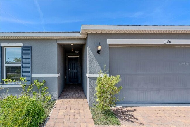 Foto del edificio - 3540 74th Ave Cir E