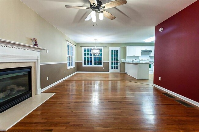 Foto del edificio - 2775 Brook Valley Dr
