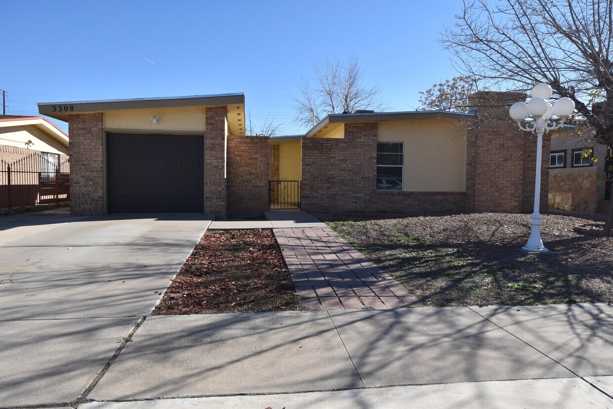 3308 Itasca St, El Paso, TX 79936 House for Rent in El Paso, TX