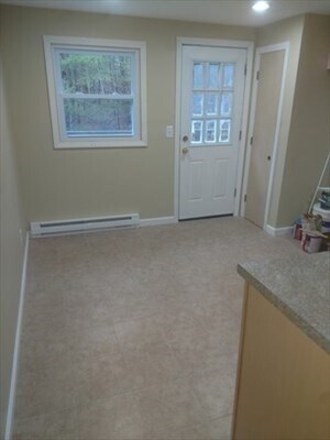 Foto del edificio - 6 Randall Ln