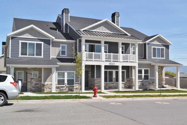 Building Photo - 5615 W Island Ridge Dr