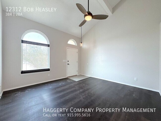 Foto del edificio - 12312 Bob Heasley Dr