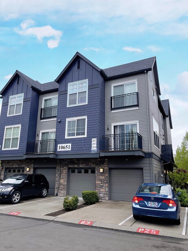 10651-ne-red-wing-way-unit-203-hillsboro-or-97006-condo-for-rent-in