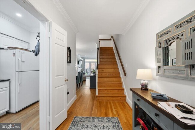 Building Photo - 1110 N Pitt St