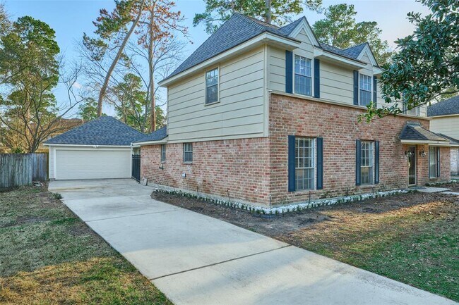 Foto del edificio - 715 Baltic Ln