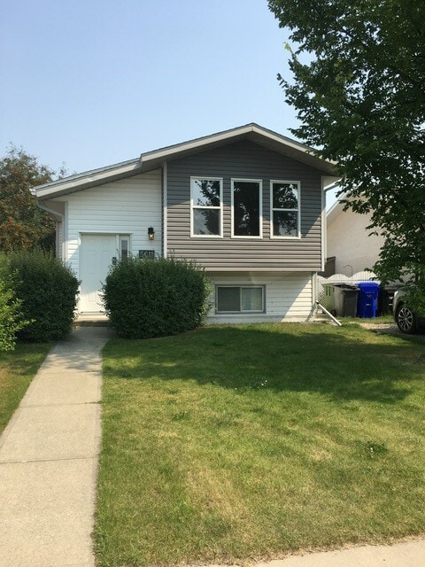 Building Photo - 5611-5660 60 Ave