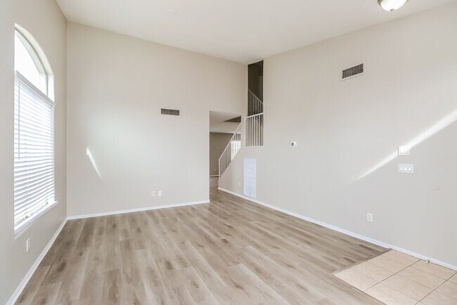 Foto del edificio - 9216 W Globe Ave