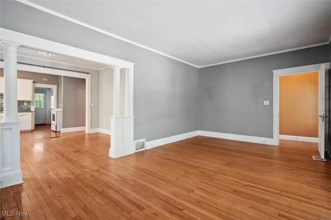 Foto del edificio - 1507 Crest Rd