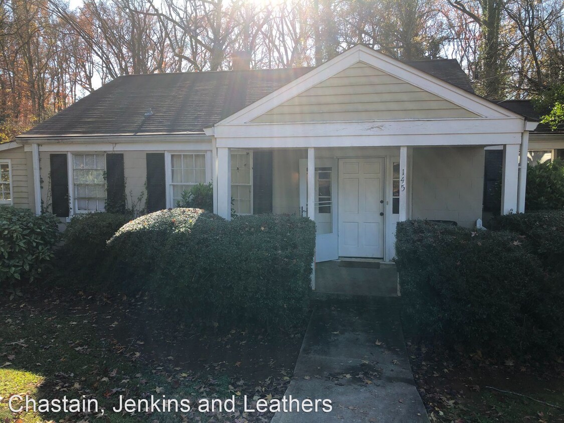 Foto principal - 4 br, 3 bath House - 145 Oakland Way
