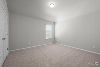 Building Photo - 240 Blue Agate Ct