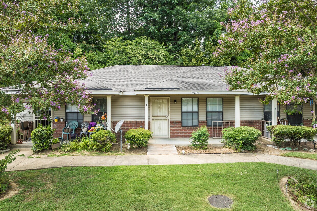 Foto del edificio - Westwood Manor Elderly Cottages