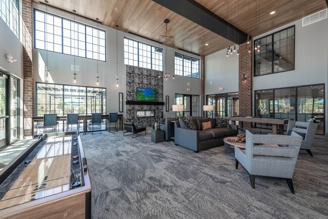 Building Photo - Element at Veridian