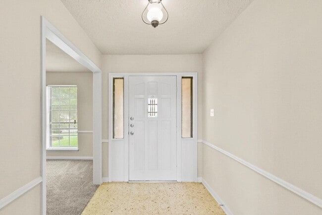 Foto del edificio - 3735 Pineleaf Dr