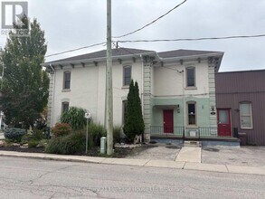 Building Photo - 21 Wellington St N